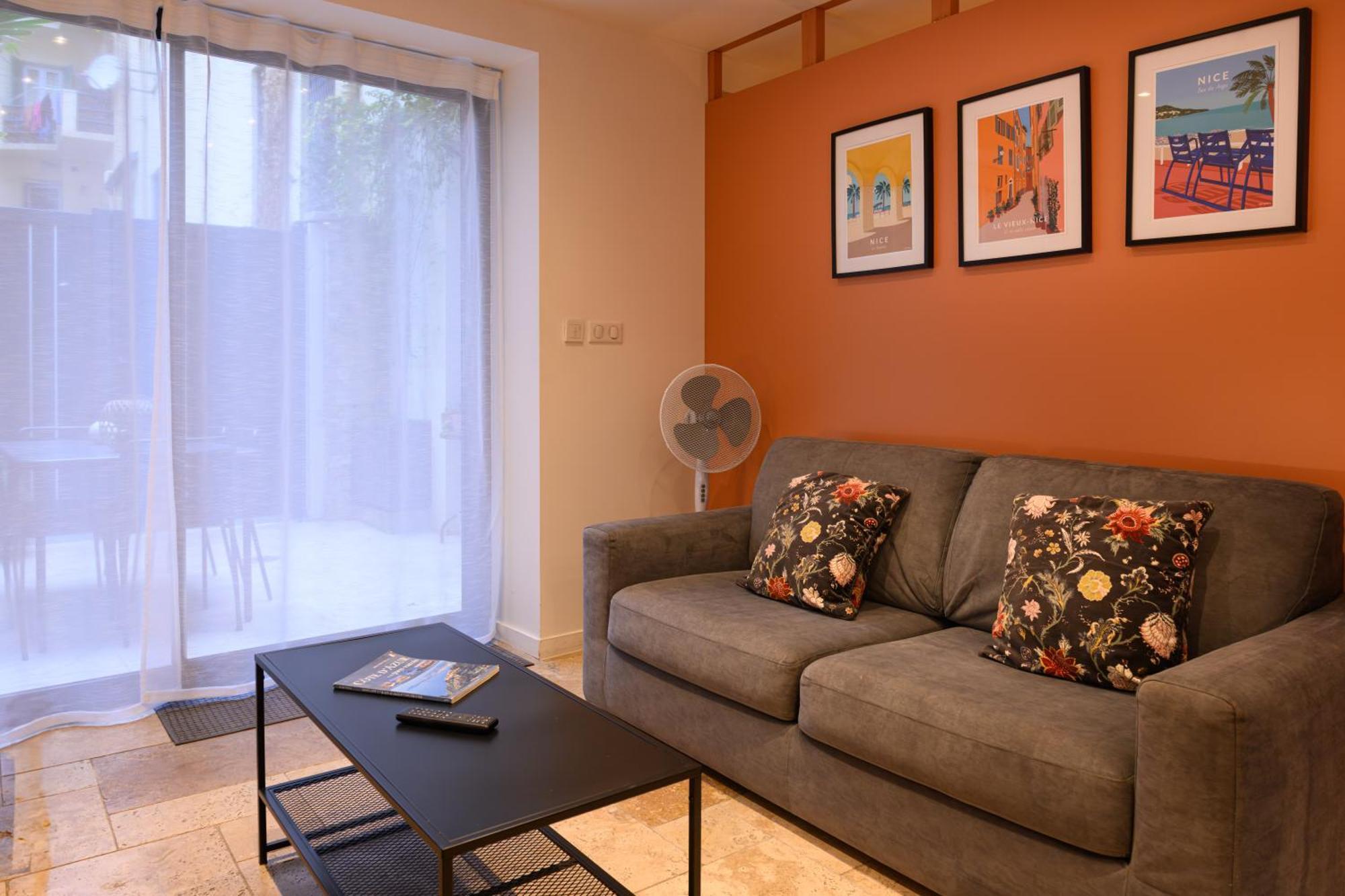 Magnifique Appartement Au Centre-Ville De Niza Exterior foto