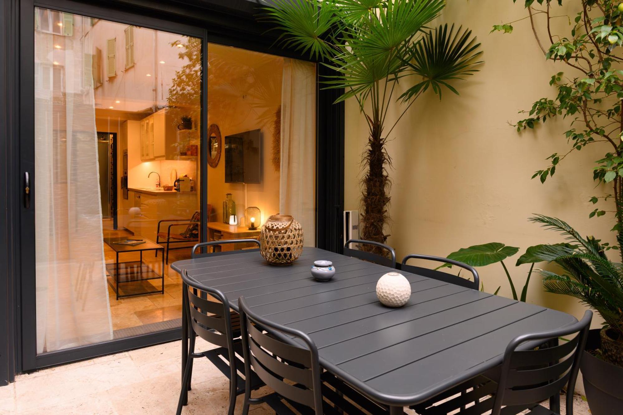 Magnifique Appartement Au Centre-Ville De Niza Exterior foto